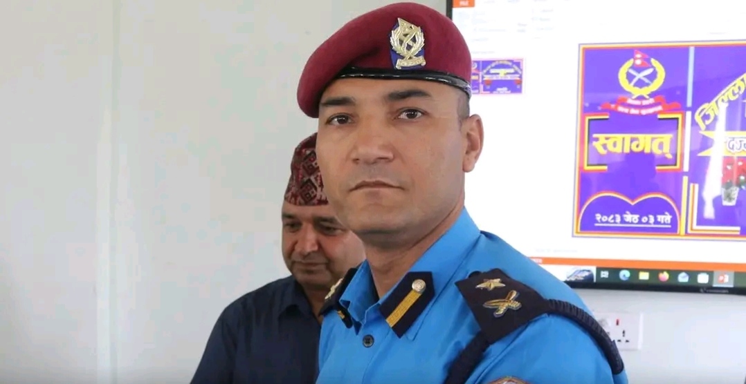 डीएसपी नरहरी अधिकारी लुम्बिनी प्रदेशको ‘साउन महिनाको उत्कृष्ट प्रहरी’ घोषित