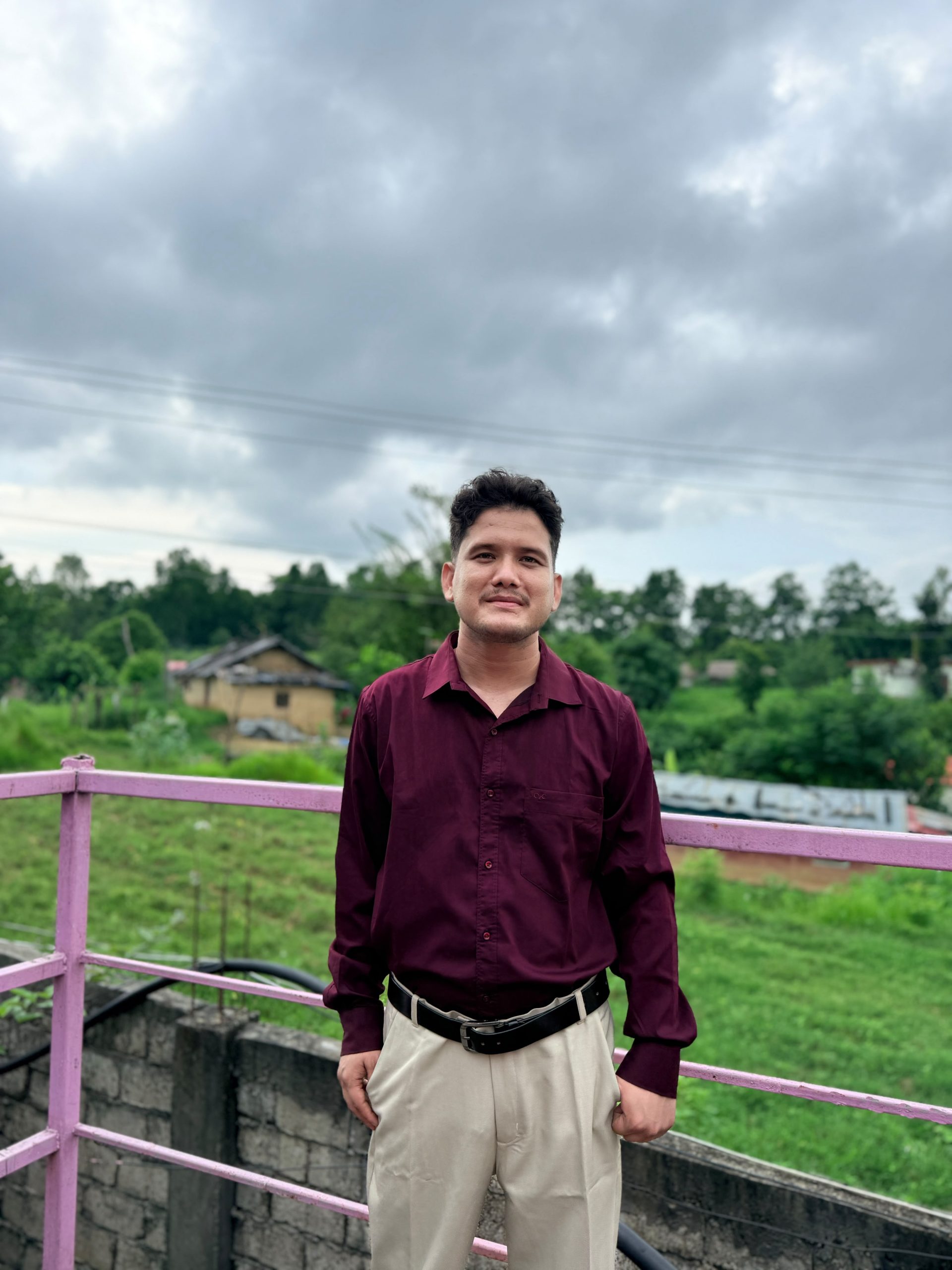दिपक शाही 